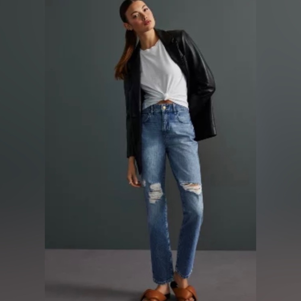 Triarchy Stove Pipe High-Rise Destroyed Jeans. Size 26 Faded wash